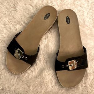 New, never worn Dr. Scholls slides, 7M